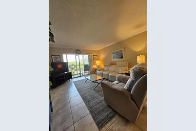 9537 Weldon Circle, Tamarac, FL 33321 - Photo 2