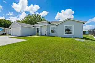 981 SW California Blvd, Port Saint Lucie, FL 34953 - Photo 2