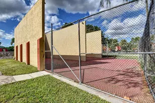 8385 Trent Ct, Boca Raton, FL 33433 - Photo 36