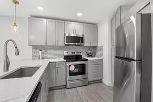 8385 Trent Ct, Boca Raton, FL 33433 - Photo 6