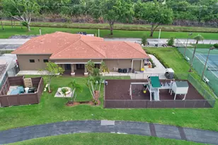 8385 Trent Ct, Boca Raton, FL 33433 - Photo 44