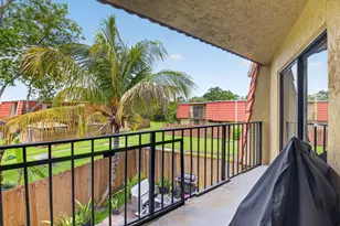 8385 Trent Ct, Boca Raton, FL 33433 - Photo 30