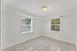 2917 NW 7th Ct, Fort Lauderdale, FL 33311 - Photo 10