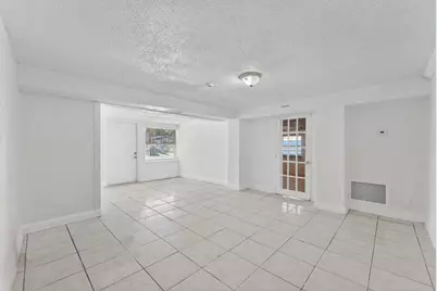 2917 NW 7th Court #2917, Fort Lauderdale, FL 33311 - Photo 4