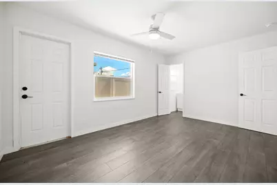 5240 NE 3rd Terrace, Oakland Park, FL 33334 - Photo 14