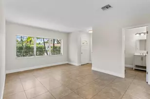 1015 NE 12th St, Fort Lauderdale, FL 33304 - Photo 6