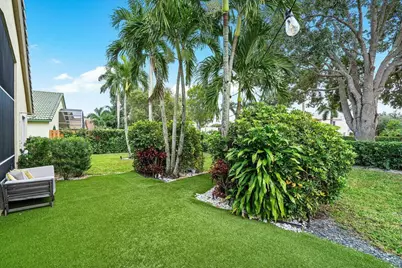 1643 Oak Berry Circle, Wellington, FL 33414 - Photo 24