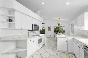 1643 Oak Berry Cir, Wellington, FL 33414 - Photo 4