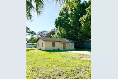 301 N 20th Street, Fort Pierce, FL 34950 - Photo 1