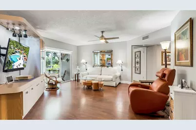 9204 NW 9th Court, Plantation, FL 33324 - Photo 2