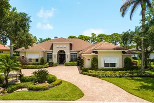 10135 SE Sandpine Ln, Hobe Sound, FL 33455 - Photo 2