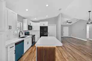 351 NW 8th Ave, Delray Beach, FL 33444 - Photo 6
