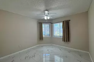 1038 W Jasmine Ln, North Lauderdale, FL 33068 - Photo 26