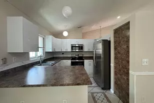 1038 W Jasmine Ln, North Lauderdale, FL 33068 - Photo 22