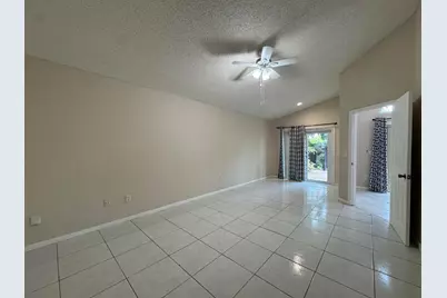 1038 W Jasmine Lane, North Lauderdale, FL 33068 - Photo 10