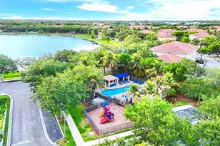 8070 Murano Cir, Palm Beach Gardens, FL 33418 - Photo 40