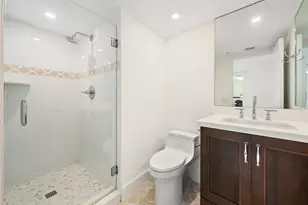 2450 Presidential Way, West Palm Beach, FL 33401 - Photo 24