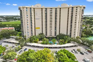 2450 Presidential Way, West Palm Beach, FL 33401 - Photo 40