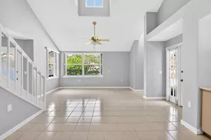 8111 Northboro Ct, Lake Clarke Shores, FL 33406 - Photo 12