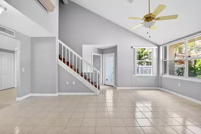 8111 Northboro Court #11b, Lake Clarke Shores, FL 33406 - Photo 10