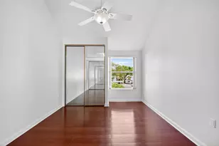 8111 Northboro Ct, Lake Clarke Shores, FL 33406 - Photo 24