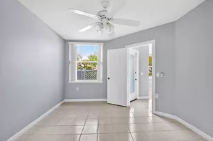 8111 Northboro Ct, Lake Clarke Shores, FL 33406 - Photo 22