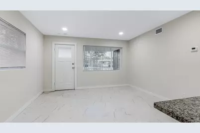 611 NE 34th Street, Pompano Beach, FL 33064 - Photo 10