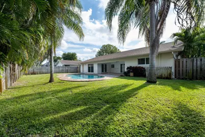 4695 Brandywine Drive, Boca Raton, FL 33487 - Photo 2