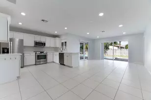 4695 Brandywine Dr, Boca Raton, FL 33487 - Photo 6