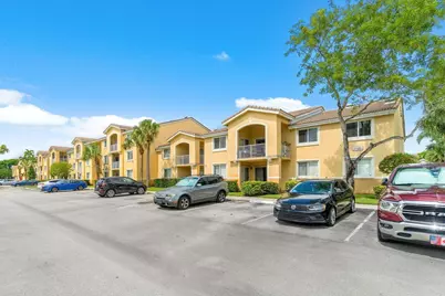 2620 S University Drive #309, Davie, FL 33328 - Photo 2
