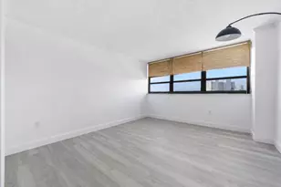 5600 N Flagler Dr, West Palm Beach, FL 33407 - Photo 1