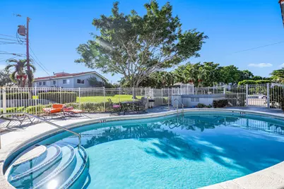 431 W Camino Real #5, Boca Raton, FL 33432 - Photo 1