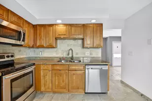 3221 NE 15th St, Pompano Beach, FL 33062 - Photo 12