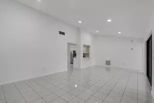 6510 Olivewood Cir, Greenacres, FL 33463 - Photo 8