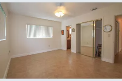 98 Seminole Lane, Boca Raton, FL 33487 - Photo 8