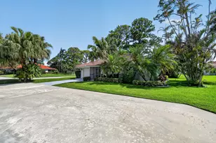 13289 Touchstone Pl, Palm Beach Gardens, FL 33418 - Photo 4
