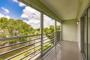 4302 Martinique Cir, Coconut Creek, FL 33066 - Photo 22