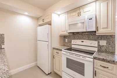 4302 Martinique Circle #H3, Coconut Creek, FL 33066 - Photo 4