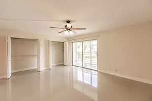 4302 Martinique Cir, Coconut Creek, FL 33066 - Photo 10