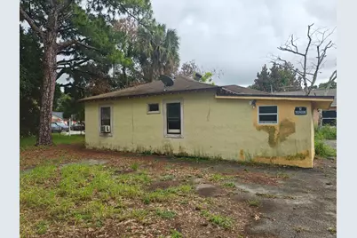 315 N 24th Street, Fort Pierce, FL 34950 - Photo 4