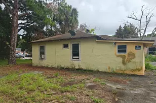 315 N 24th St, Fort Pierce, FL 34950 - Photo 4