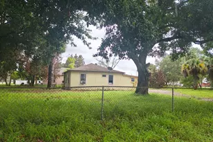 315 N 24th St, Fort Pierce, FL 34950 - Photo 2
