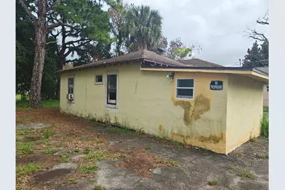 315 N 24th Street, Fort Pierce, FL 34950 - Photo 6