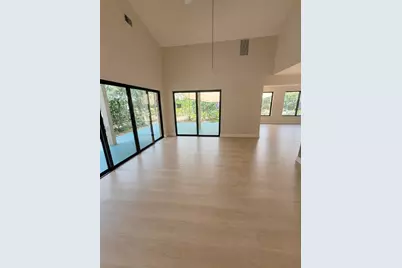 8259 N 155th Pl Place N, Palm Beach Gardens, FL 33418 - Photo 8