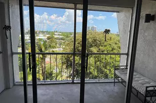 505 Spencer Dr, West Palm Beach, FL 33409 - Photo 2