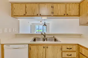 601 Sabal Ridge Cir, Palm Beach Gardens, FL 33418 - Photo 10