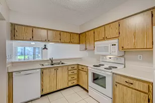 601 Sabal Ridge Cir, Palm Beach Gardens, FL 33418 - Photo 14
