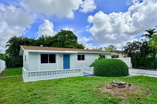 2811 NW 8th St, Pompano Beach, FL 33069 - Photo 1