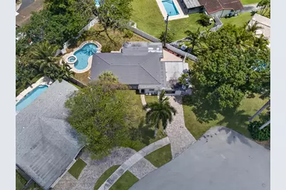 2740 NW 9th Lane, Wilton Manors, FL 33311 - Photo 24