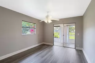 220 Seville J, Delray Beach, FL 33446 - Photo 10